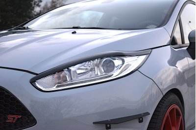 Реснички на фары Вариант2 на Ford Fiesta MK7